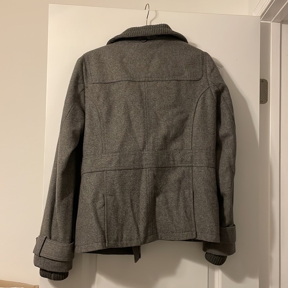 Grey coat - Picture 3 of 3